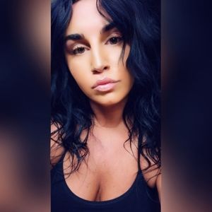 Meet your Posher, Linda